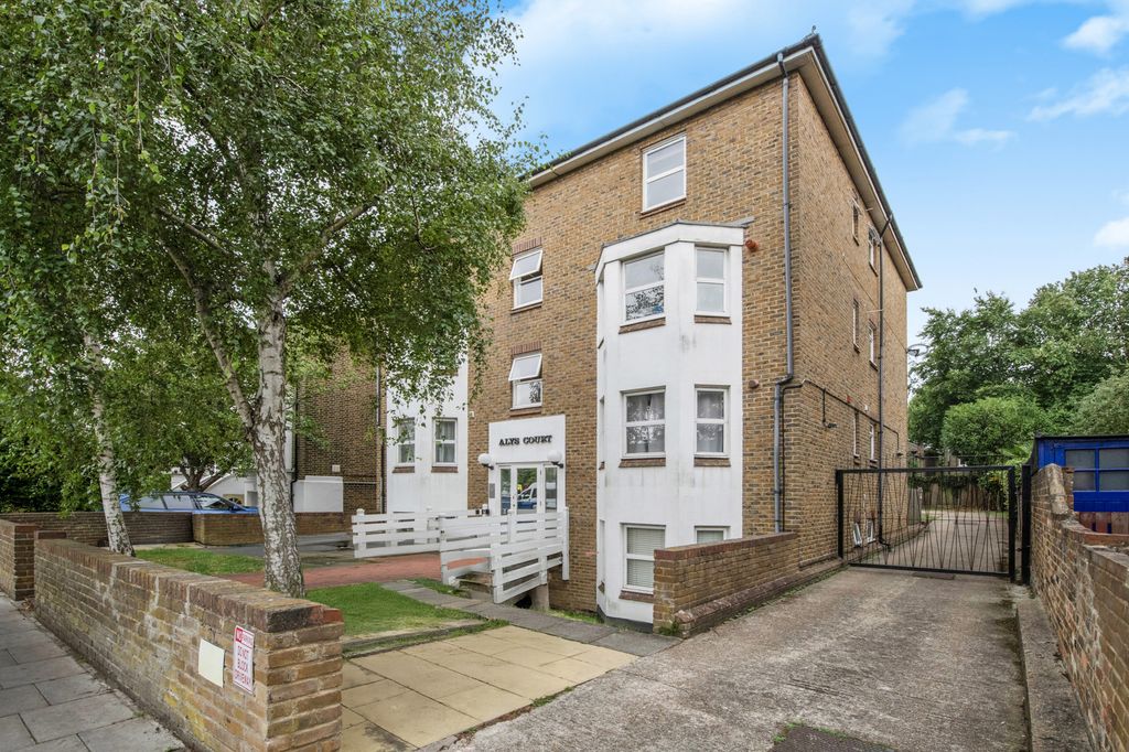 Property photo 1 of 7