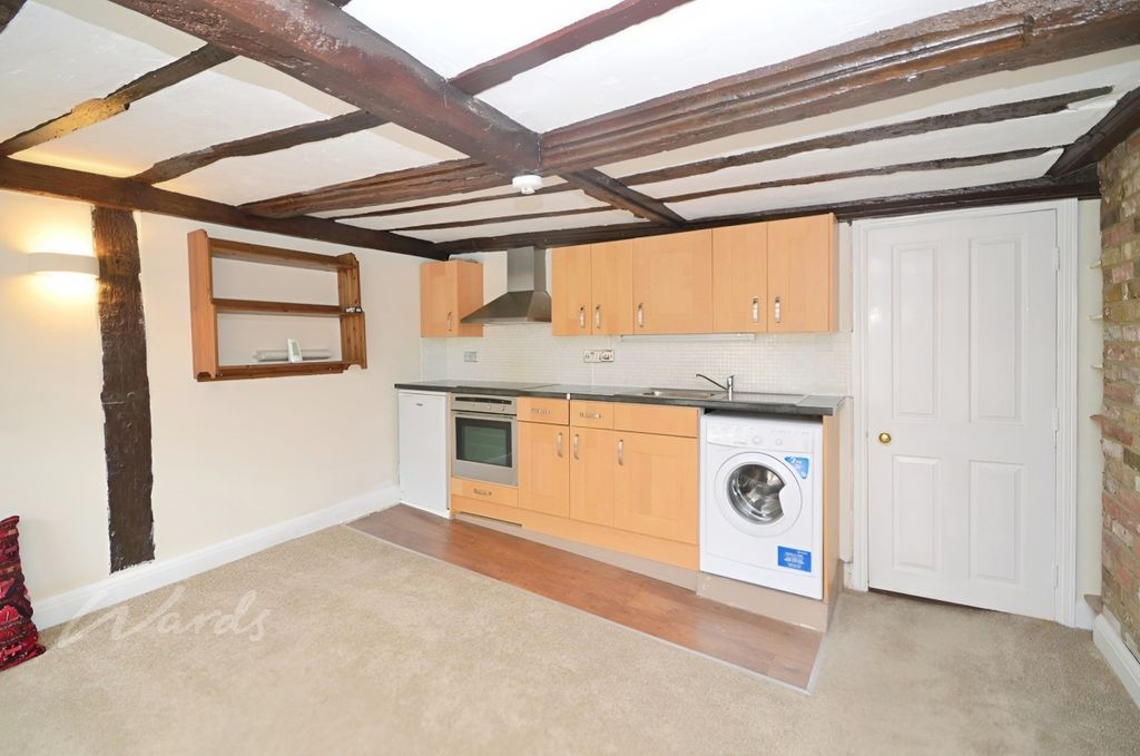 Property photo 2 of 4 High Street Kitchen