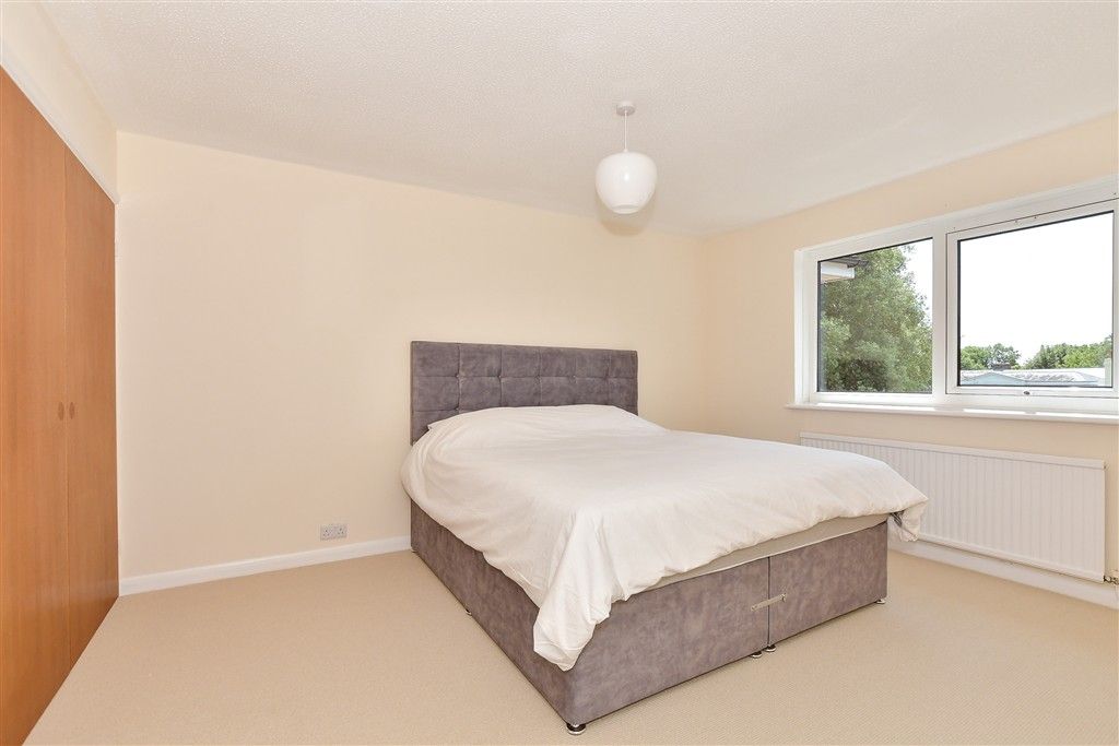 Property photo 3 of 9 Bedroom 1