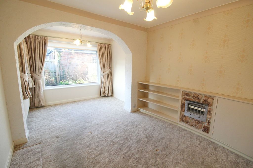 Property photo 2 of 24