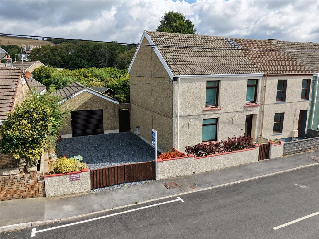 Property photo 1 of 18 Front Aerial.Jpg