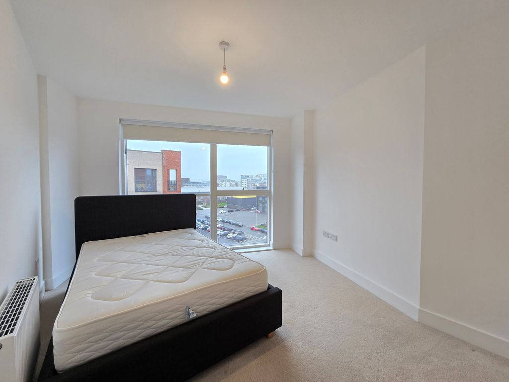 Property photo 3 of 6