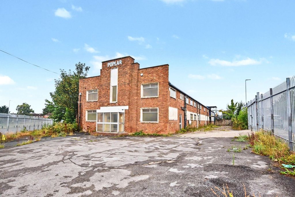 Property photo 1 of 24 Picture No. 46