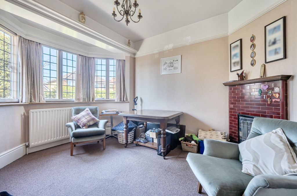 Additional image 11 of 5 bed detached house for saleHighfield Avenue, Aldershot, Hampshire GU11