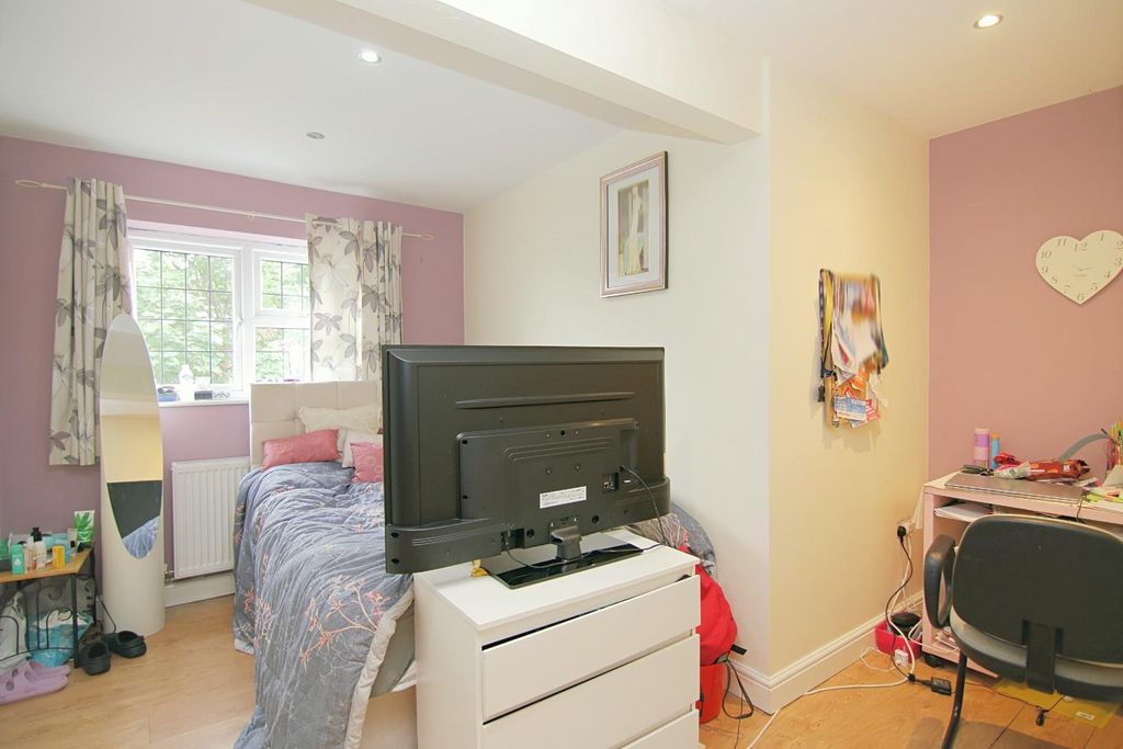 Additional image 25 of 5 bed detached house for saleSycamore Chase, Pudsey LS28