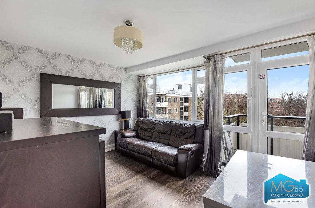 Property photo 1 of 9 Picture No. 10