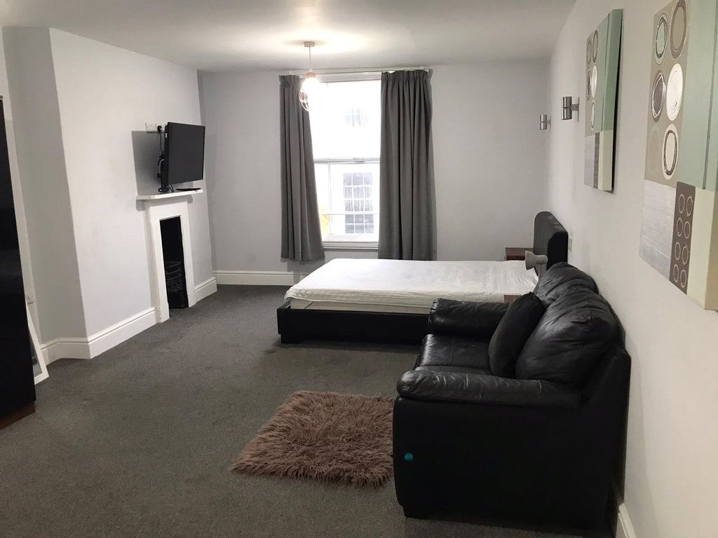 Property photo 1 of 4 Picture No. 04