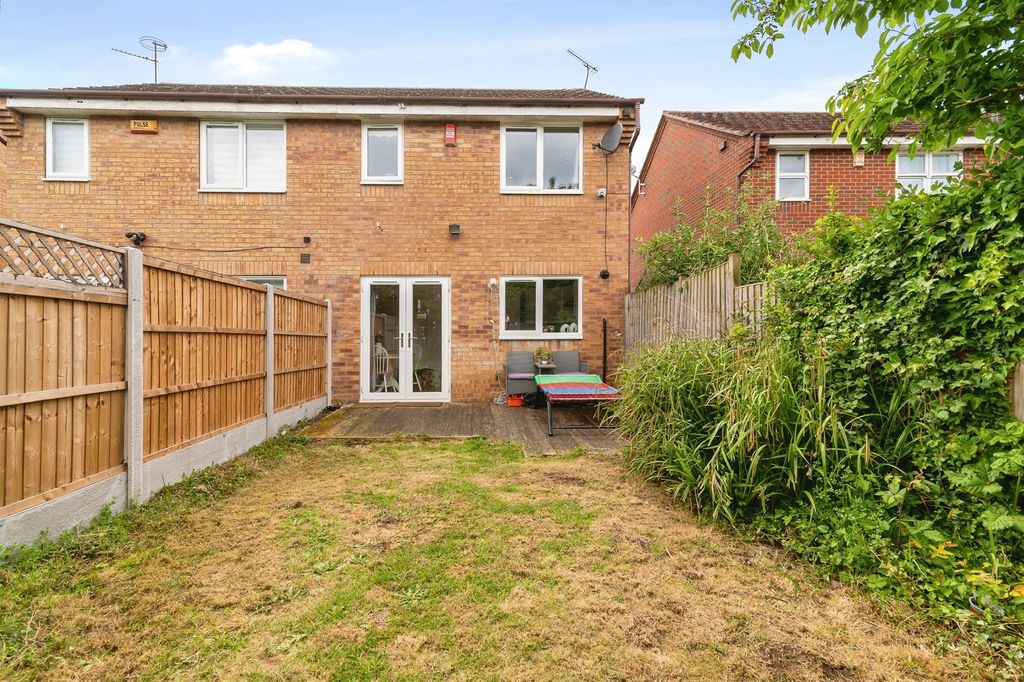 Property photo 2 of 18