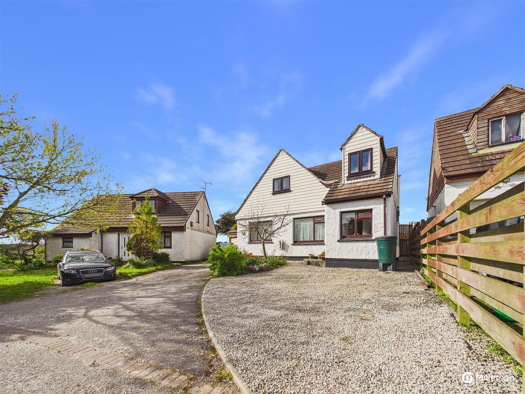 Property photo 1 of 40 Cam05426G0-Pr0120-Still004.Jpg