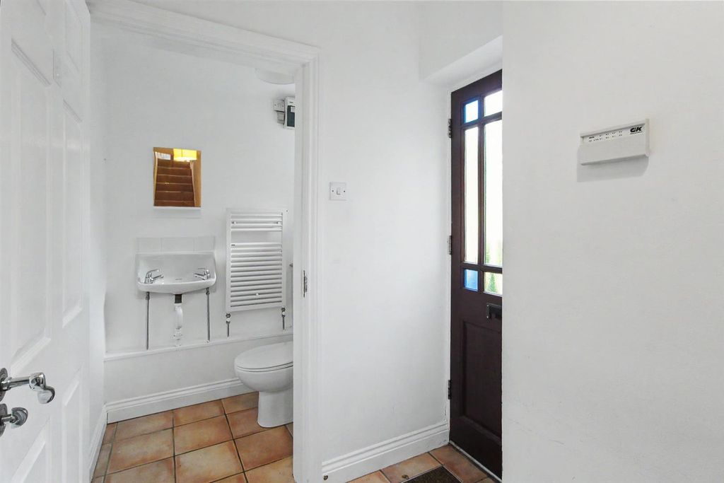 Property photo 2 of 20 Img_1383-2.Jpg