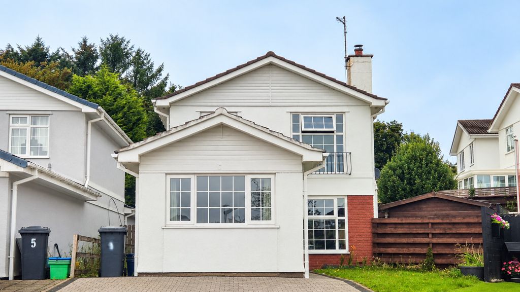 Property photo 1 of 26