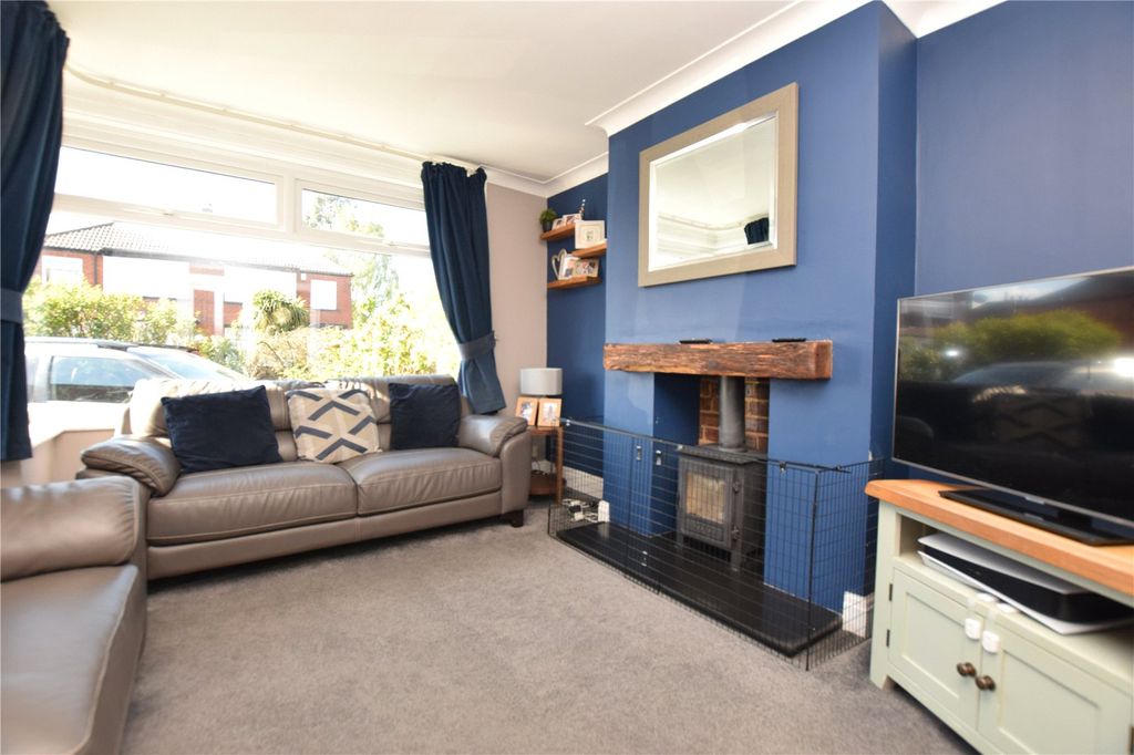 Property photo 2 of 21 Picture No. 24