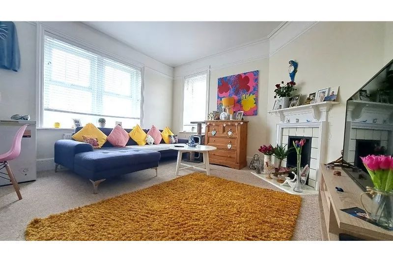 Property photo 3 of 12