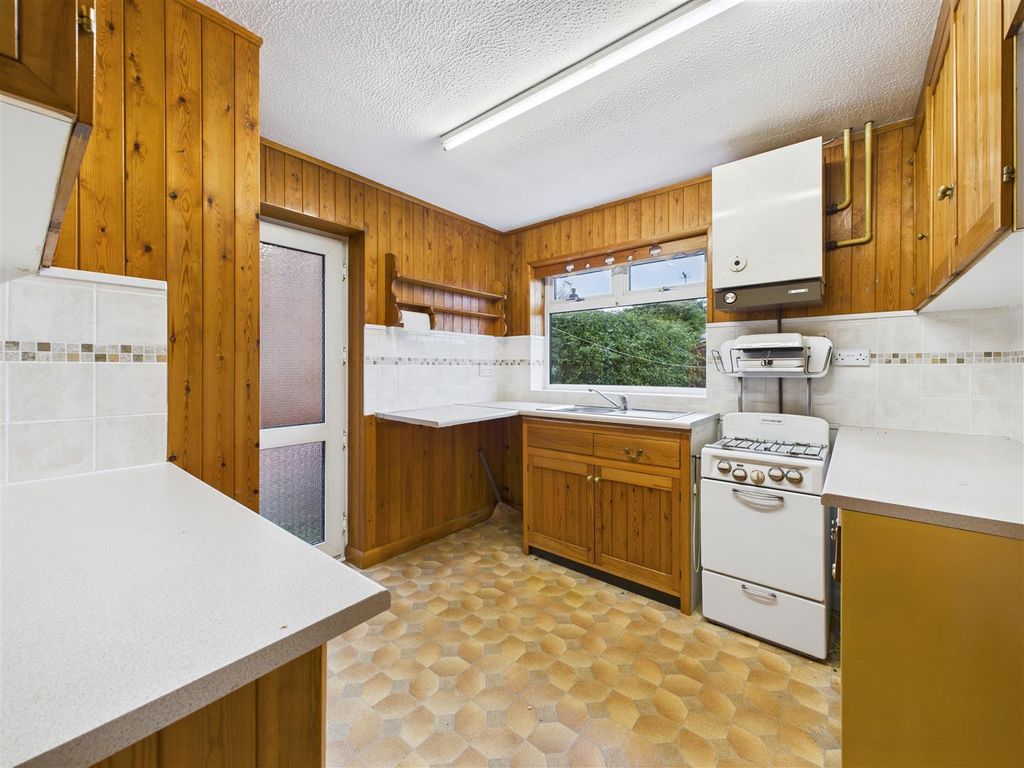 Property photo 3 of 20 Cam05476G0-Pr0092-Still010.Jpg