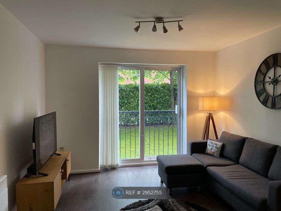 Property photo 3 of 17