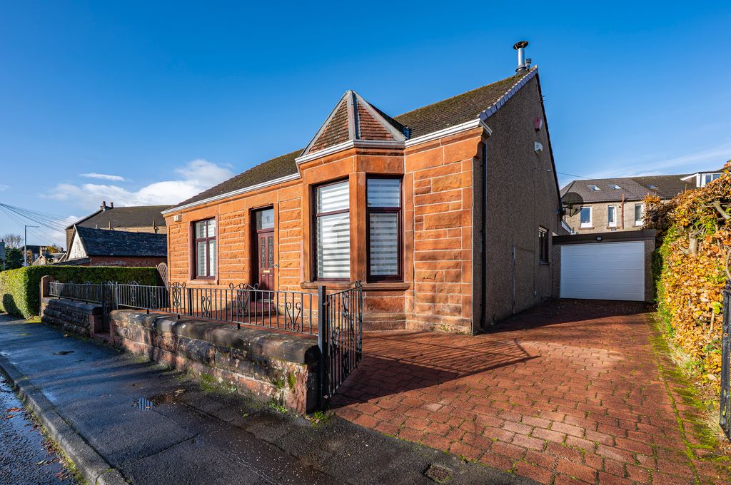 Property photo 1 of 32