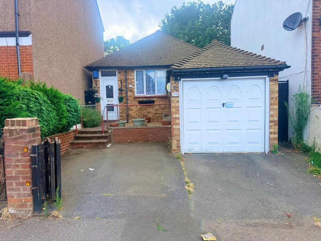 Property photo 1 of 10 5244040