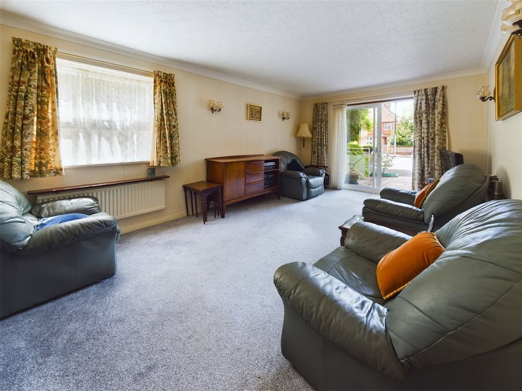 Property photo 3 of 15