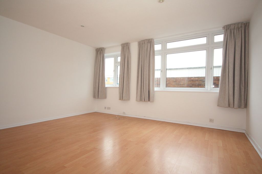 Property photo 2 of 6 Living Room