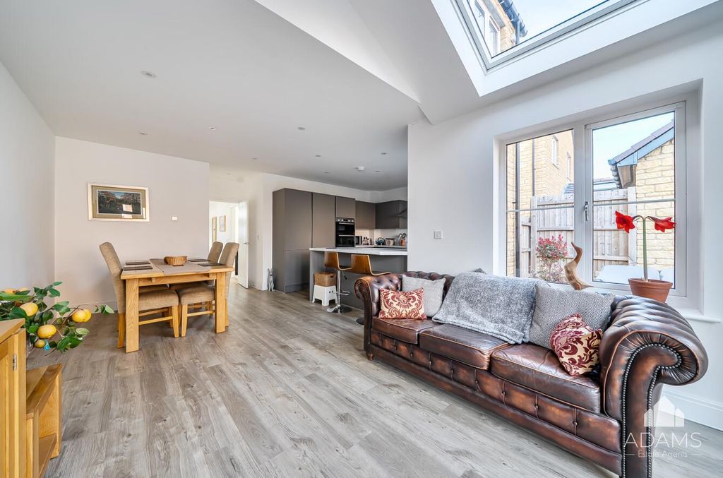 Property photo 3 of 21 Dining/Family Room