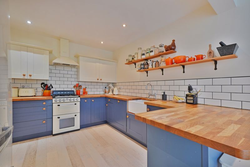 Property photo 3 of 44 Kitchen