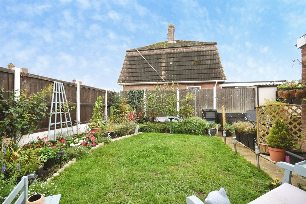 Property photo 3 of 19