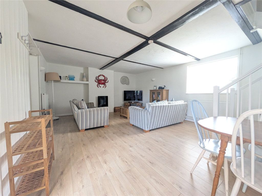 Property photo 2 of 11 Picture No. 01