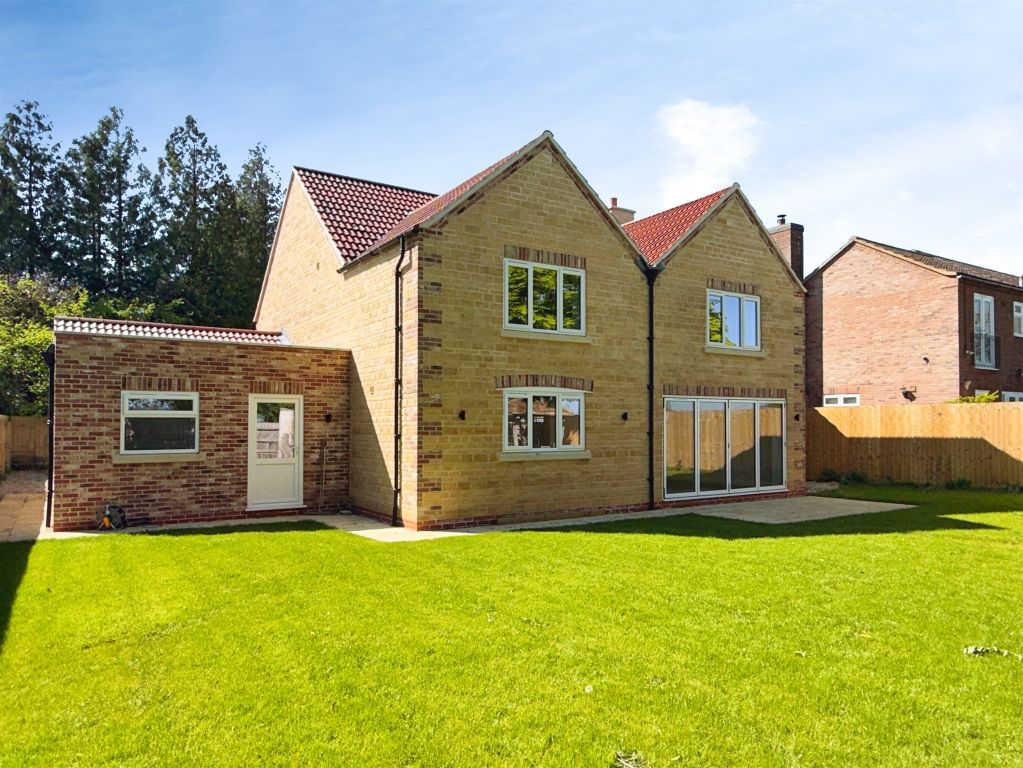 Property photo 2 of 17
