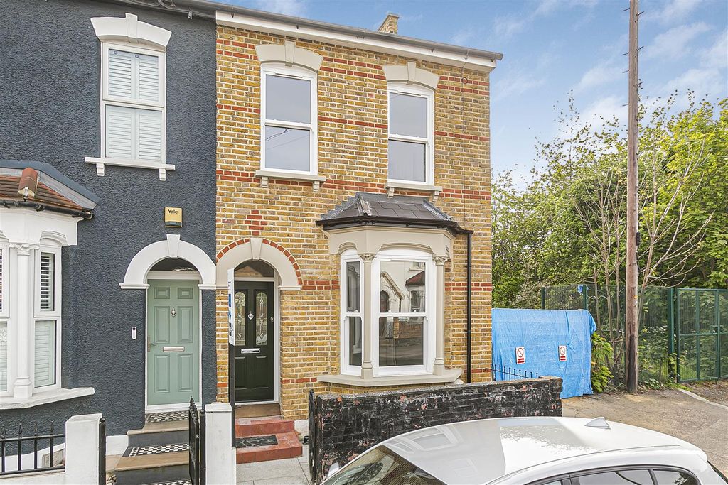 Property photo 1 of 60 1
