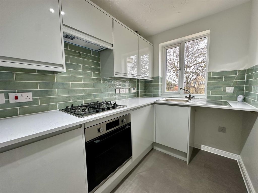 Property photo 2 of 11 5.Jpg