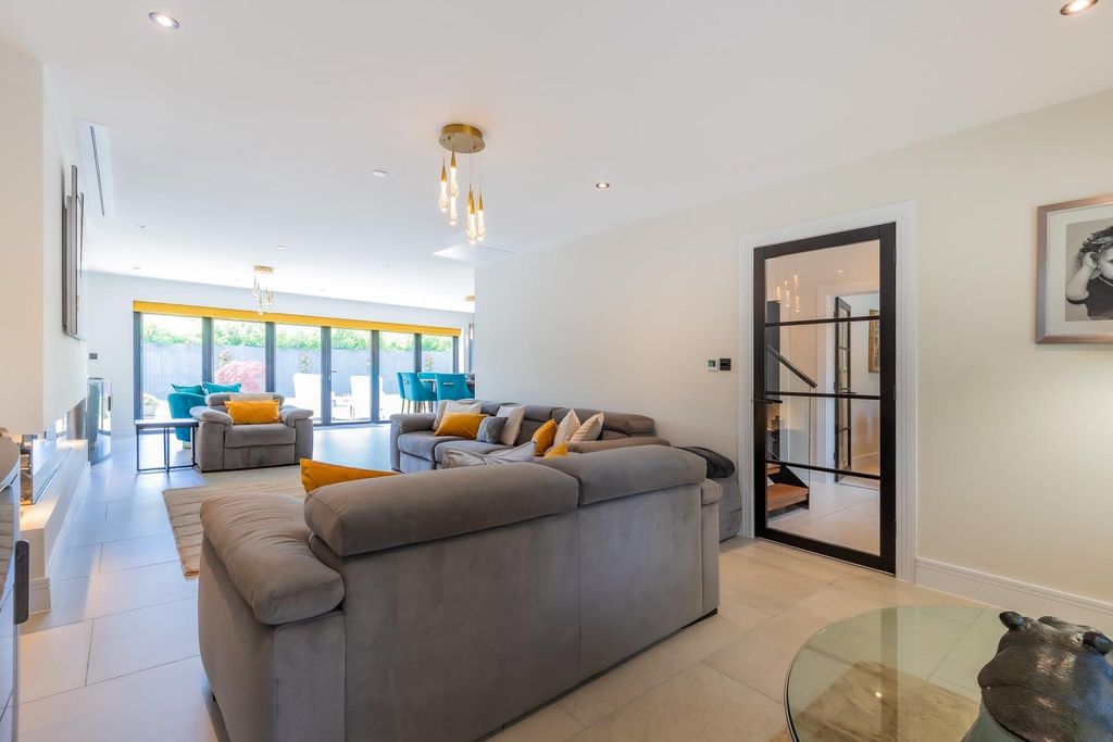 Additional image 11 of 7 bed detached house for saleDruidstone Road, Old St. Mellons, Cardiff CF3