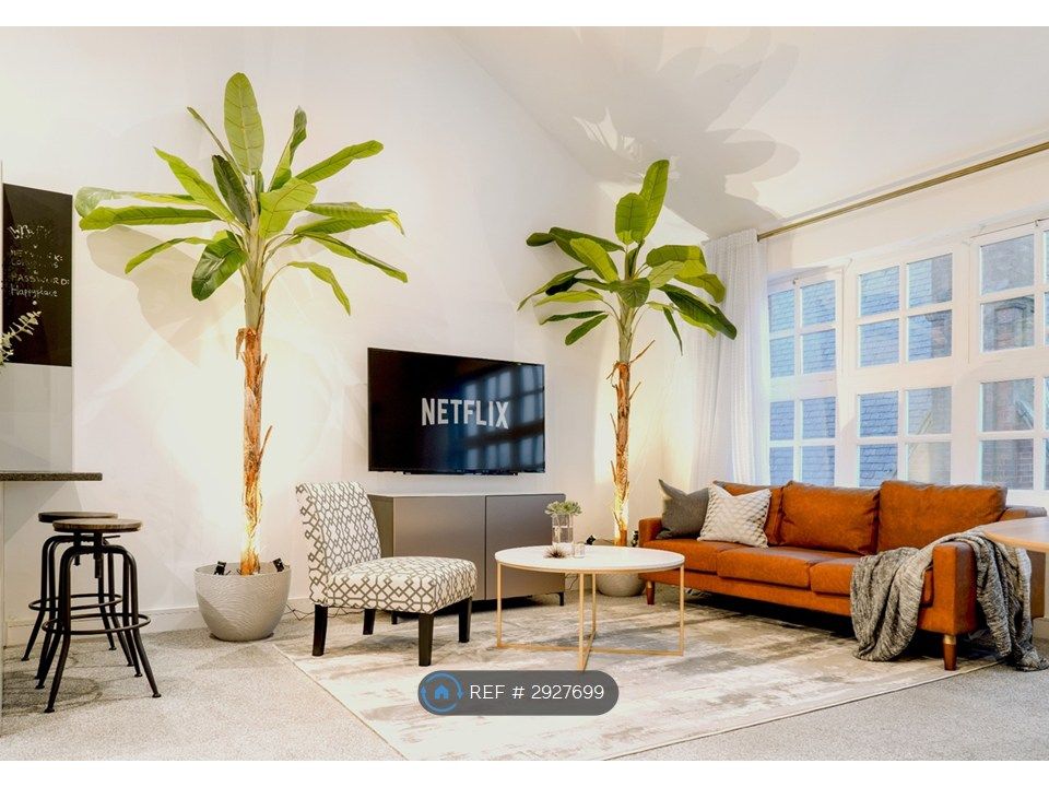 Property photo 1 of 24 ?? Bright Open-Plan Living Space