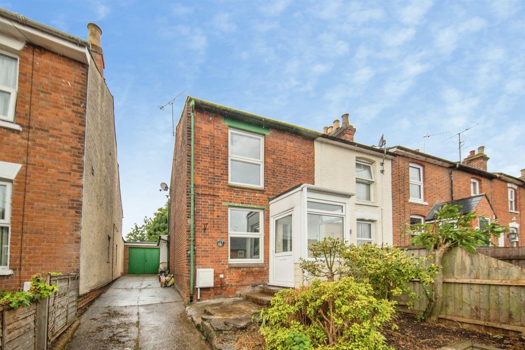 Property photo 1 of 18
