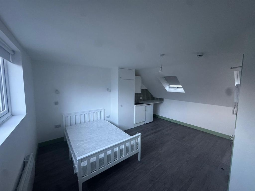 Property photo 1 of 2 Photo-2025-07-22-20-47-19.Jpg