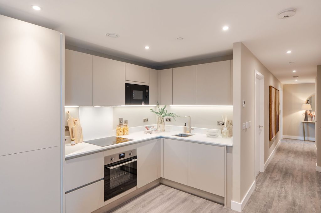 Property photo 3 of 19