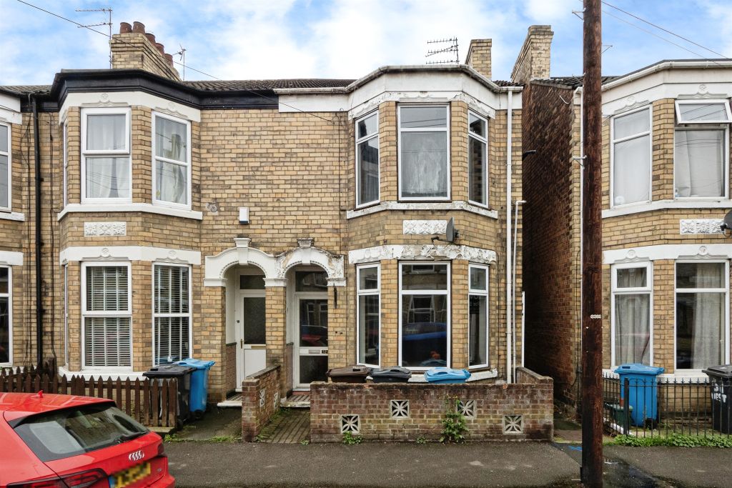 Property photo 1 of 16