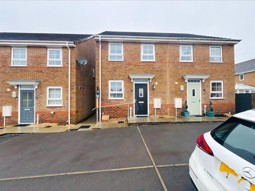 Property photo 1 of 26