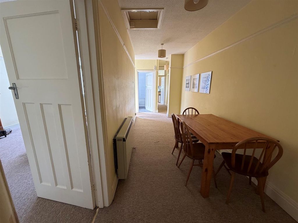Property photo 3 of 20 #1.Jpg