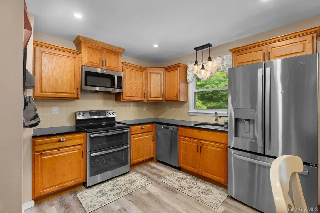 Property photo 2 of 30 <Alttext/>