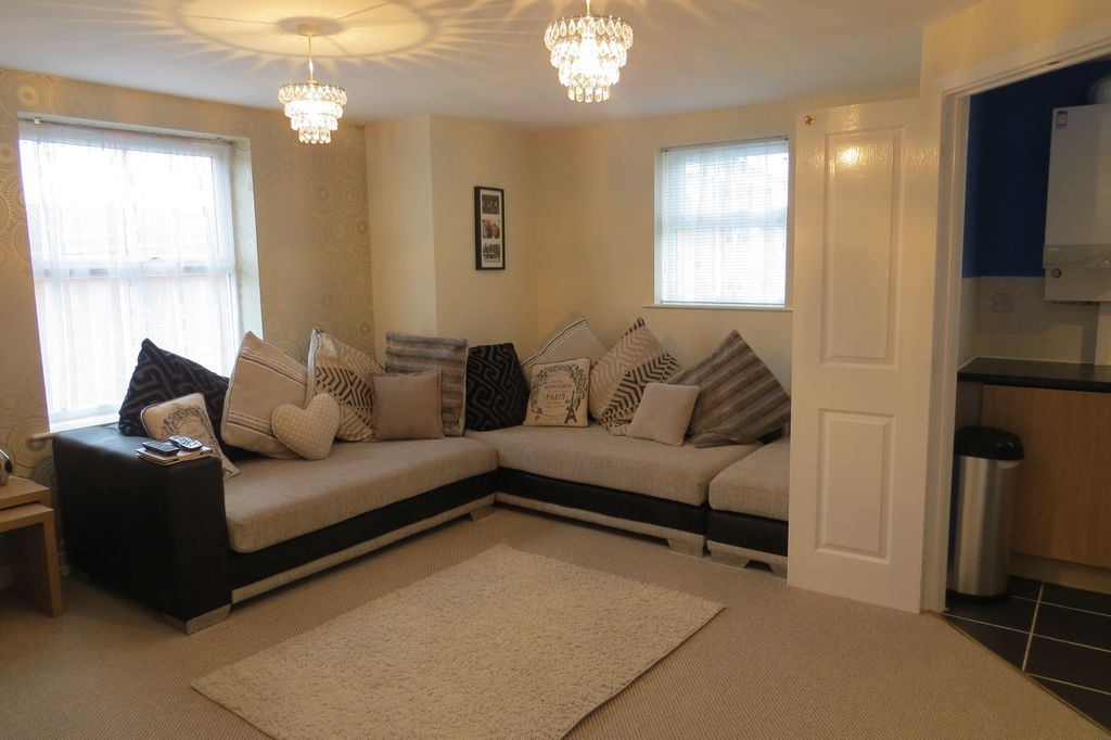 Property photo 3 of 7