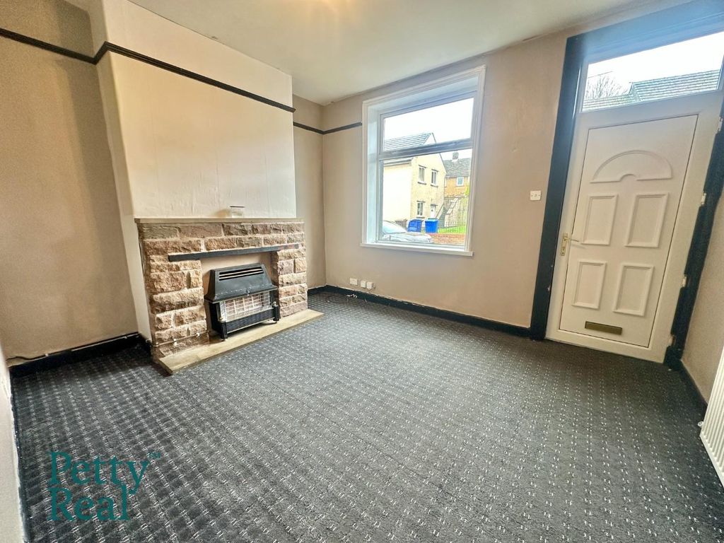 Property photo 2 of 9 7C421545-Bcd9-43F5-Aab6-66968605861D.Jpeg