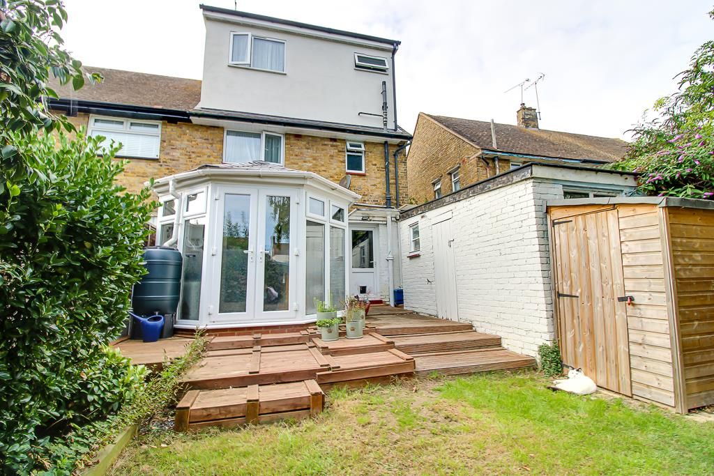 Property photo 2 of 30 Rear Garden