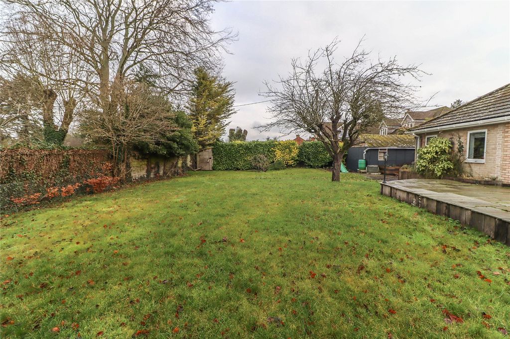 Property photo 2 of 26 Picture No. 57