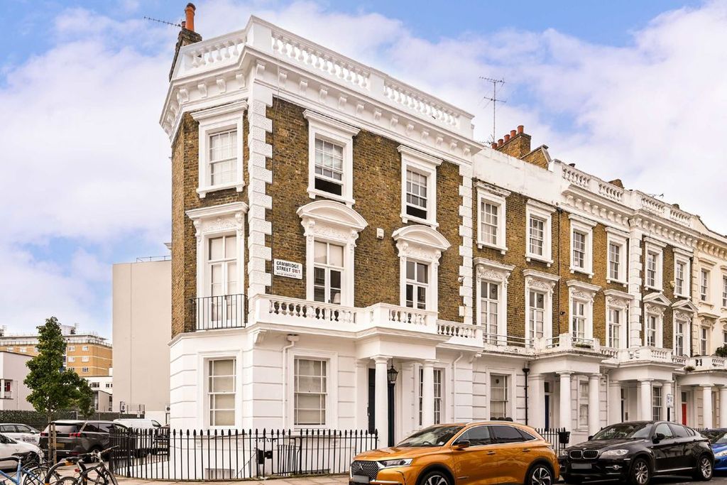 Property photo 1 of 5