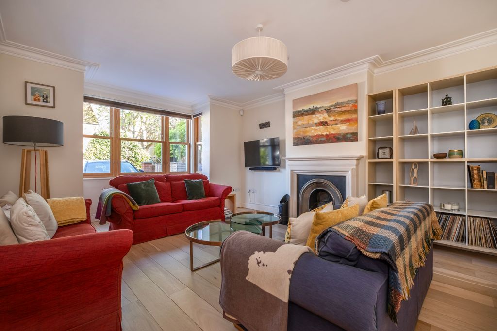 Property photo 2 of 14