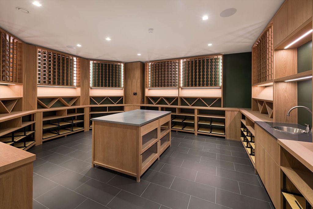 Additional image 23 of 8 bed detached house to rentUpper Phillimore Gardens, Kensington, London W8