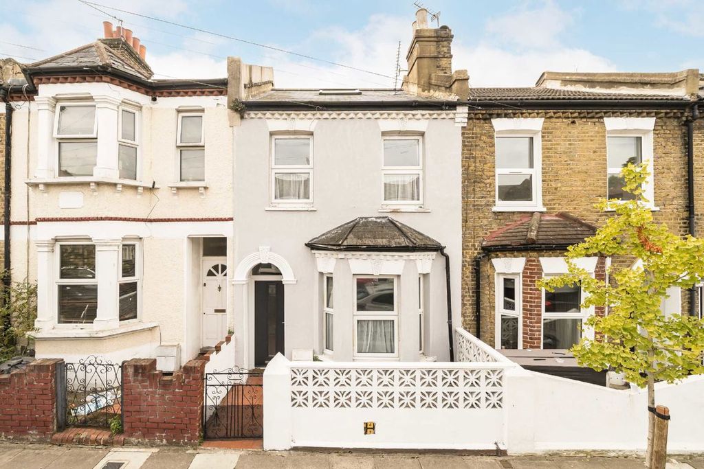 Property photo 1 of 10