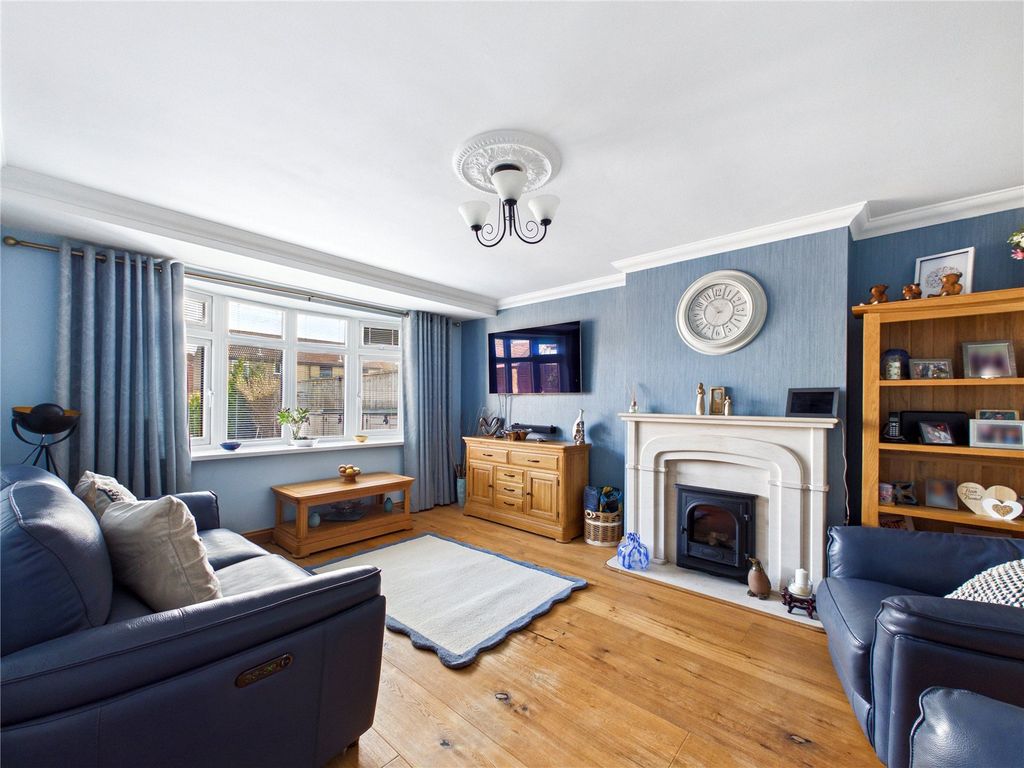 Property photo 2 of 29 Picture No. 09