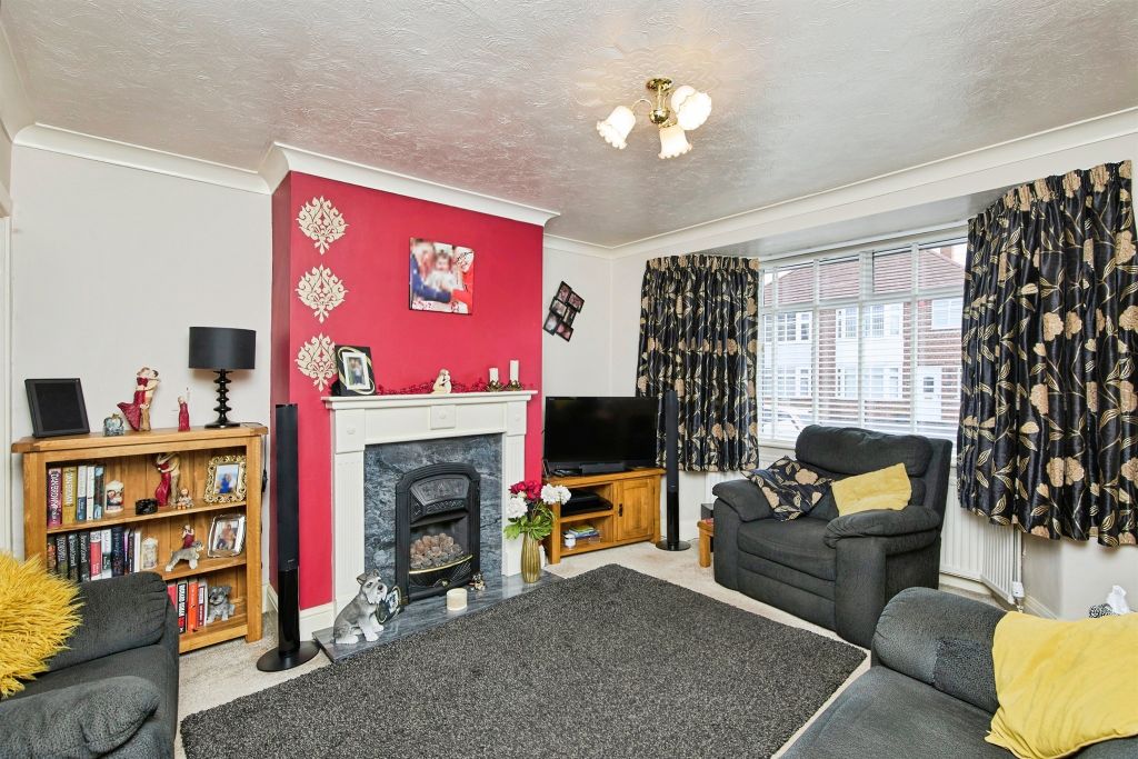 Property photo 2 of 16