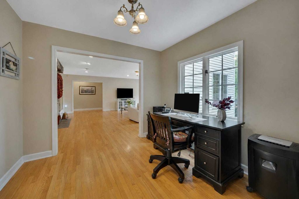 Property photo 3 of 25 <Alttext/>